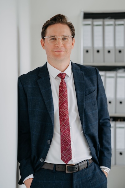 Rechtsanwalt Dr. Kolja van Lück – Fachanwalt für Steuerrecht und Erbrecht, Zertifizierter Testamentsvollstrecker in Düsseldorf